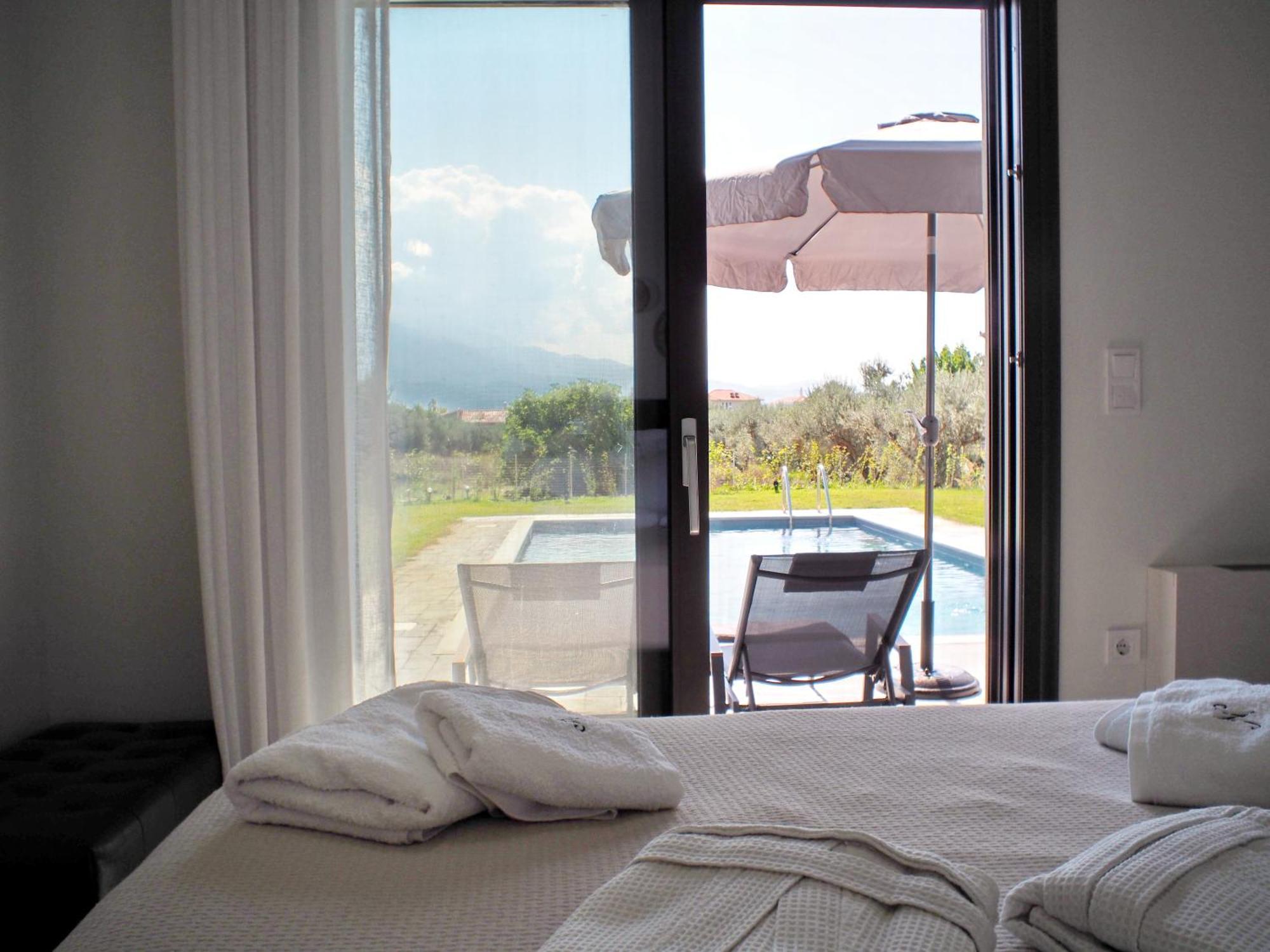 Nostos Luxury Villas With Private Pool In Nafpaktos Exterior foto