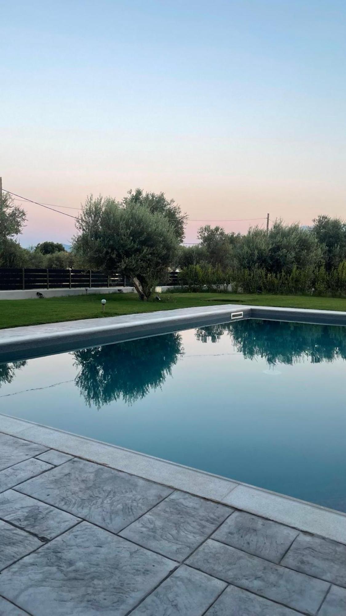 Nostos Luxury Villas With Private Pool In Nafpaktos Exterior foto