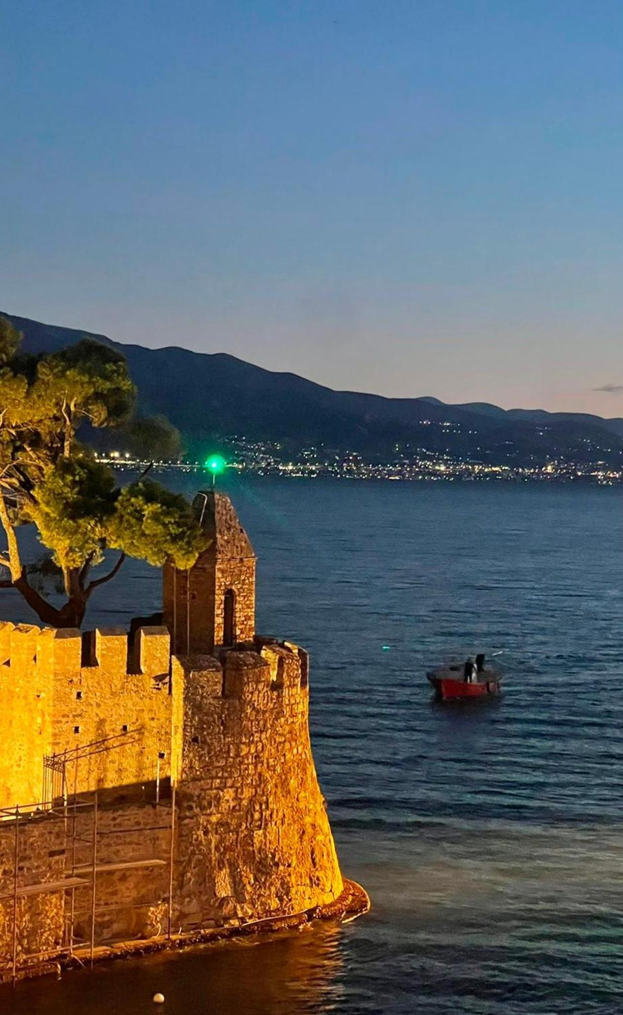 Nostos Luxury Villas With Private Pool In Nafpaktos Exterior foto